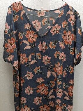 Maurices Slate Blue Floral Short Sleeve Blouse with Hook & Eye V-Neck - L